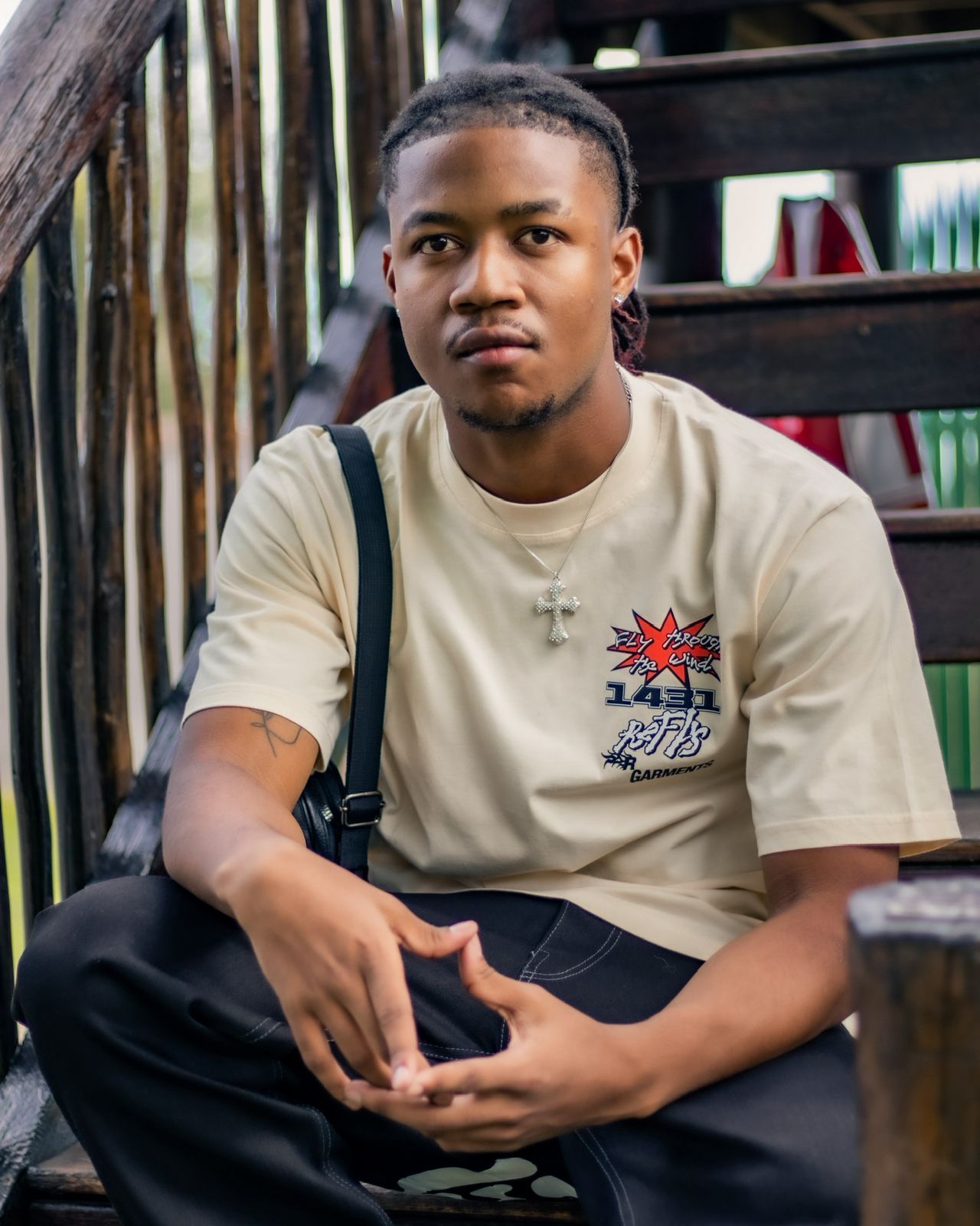 Refly “Fly Through the Wind” T-shirt - Image 4